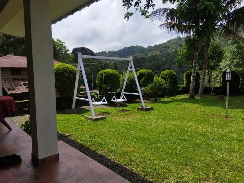 Cassells Jungle Resorts Thekkady Vandiperiyār Екстериор снимка