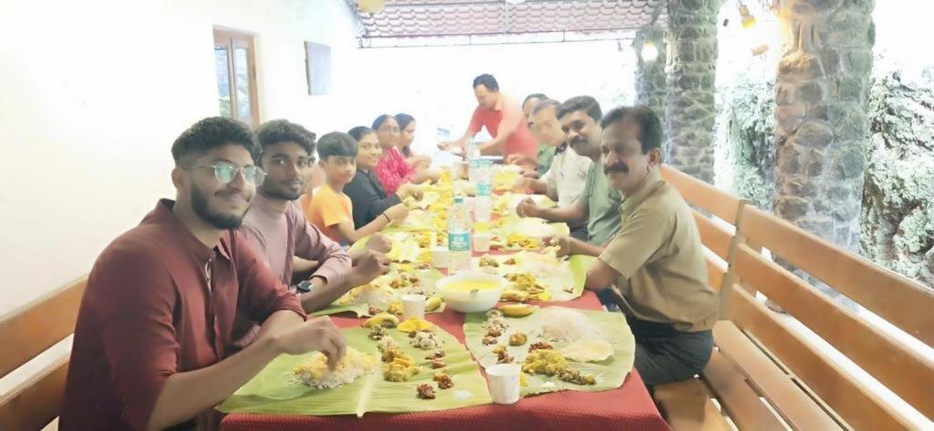 Cassells Jungle Resorts Thekkady Vandiperiyār Екстериор снимка